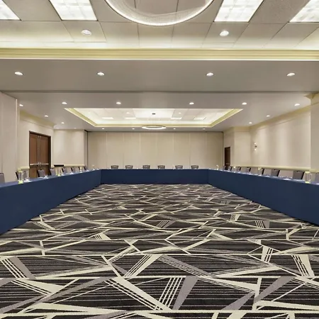 Embassy Suites By Hilton Denver International Airport-3